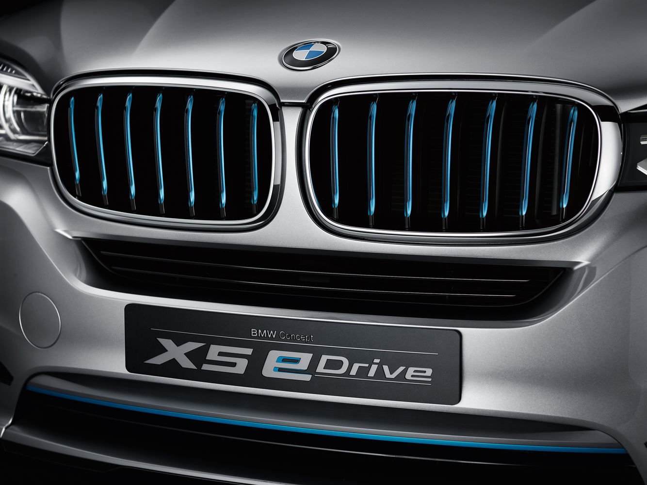 BMW-Concept-X5-eDrive-19